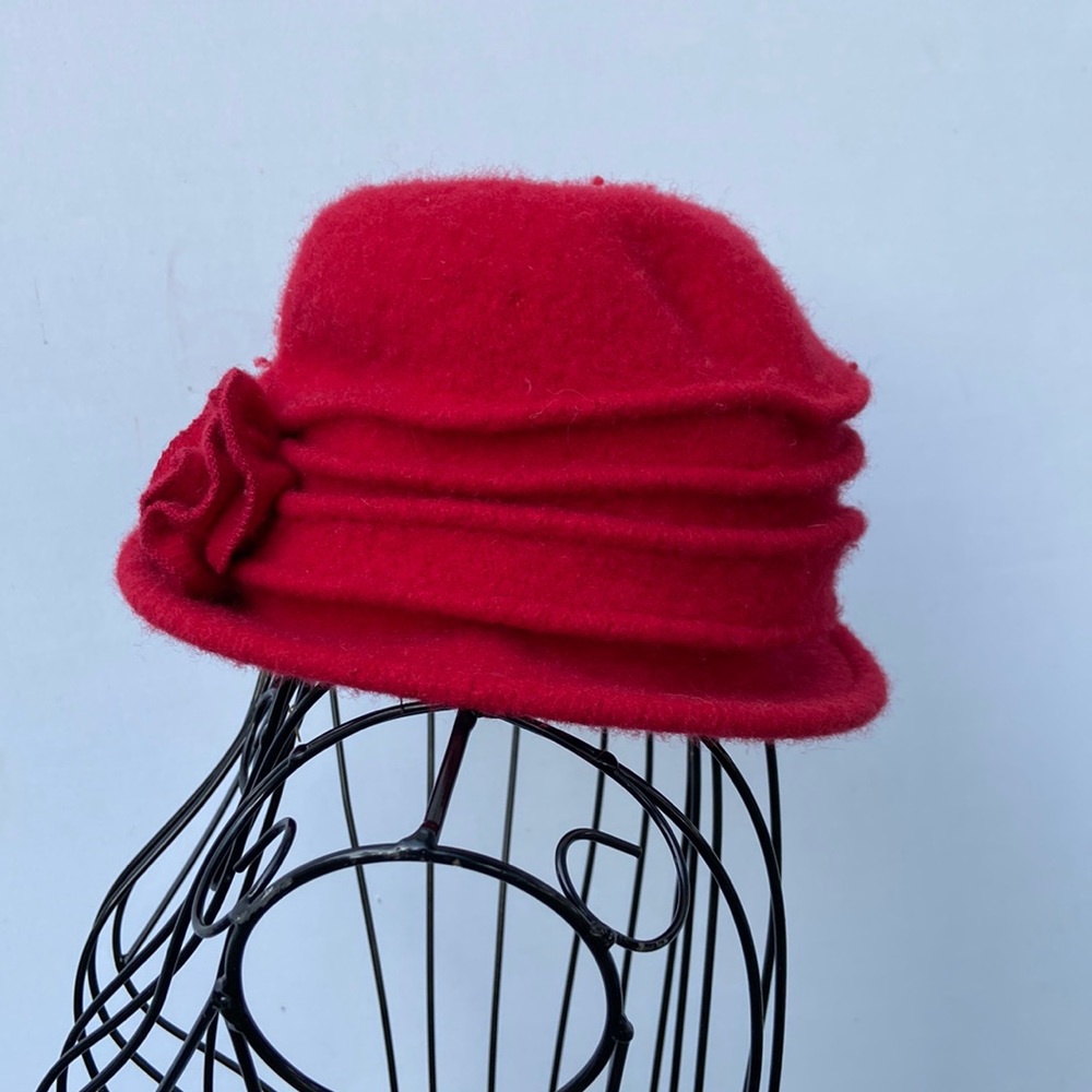 Red wool hat with flower. Winter wool hat.